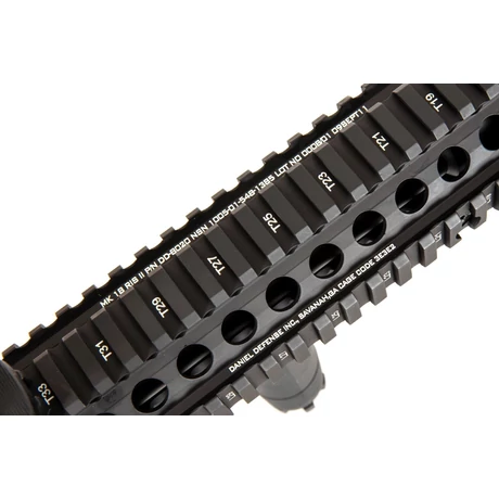 Specna Arms Daniel Defense® Airsoft MK18 SA-E19 EDGE™ X-ASR™ Fekete