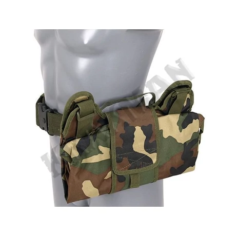 Universal assault waist/backpack Woodland