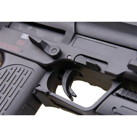WELL R-4 airsoft AEP MP-7